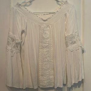 NWT!!! White linen off shoulder shirt!!!